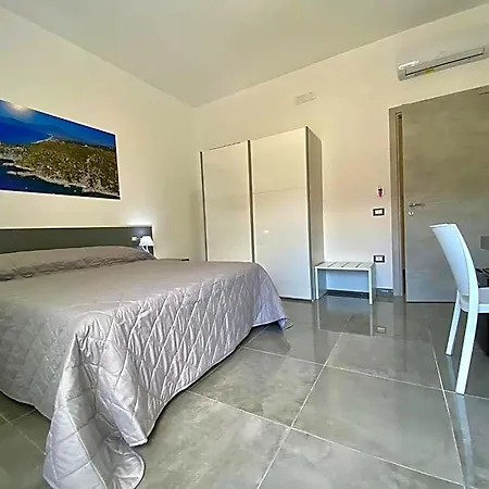 Frühstückspension Del Corso 3*